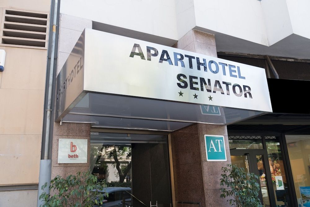 Aparthotel Senator Barcelona 2