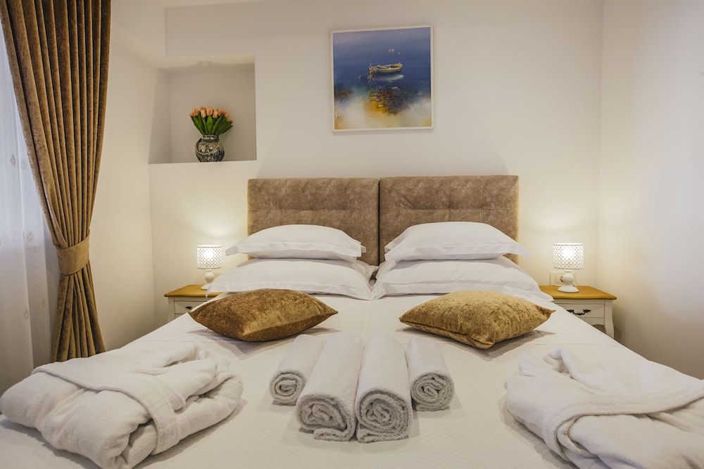 Heritage Hotel Dea Hvar featured