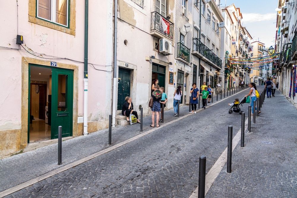 Modern Alfama Studio