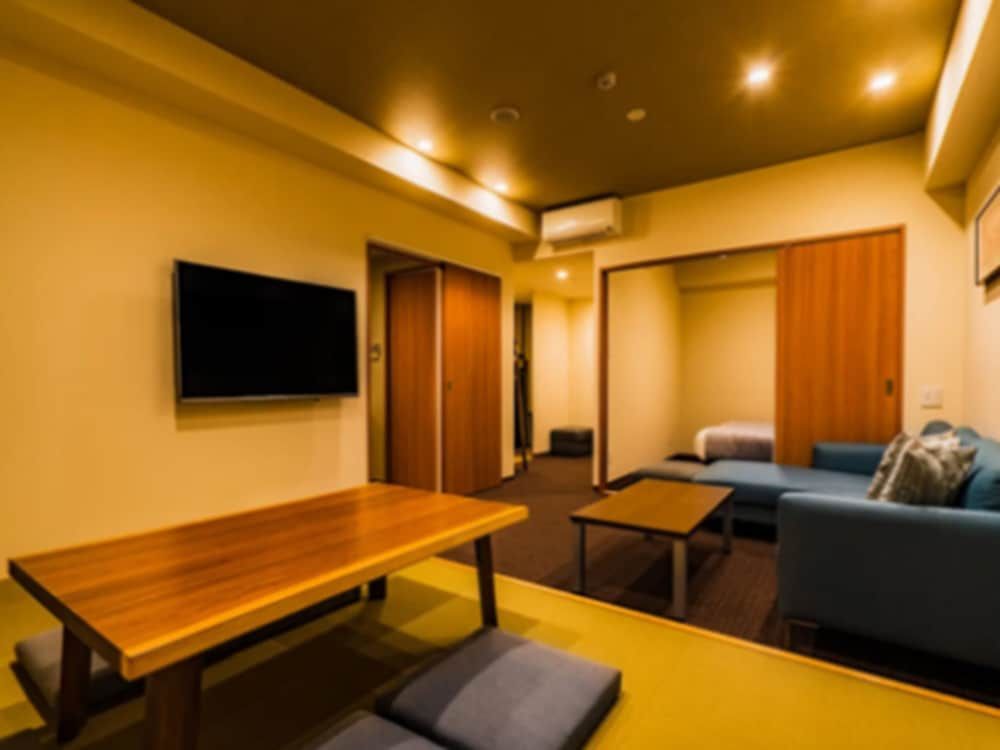 Randor Residential Hotel Kyoto Suites 5