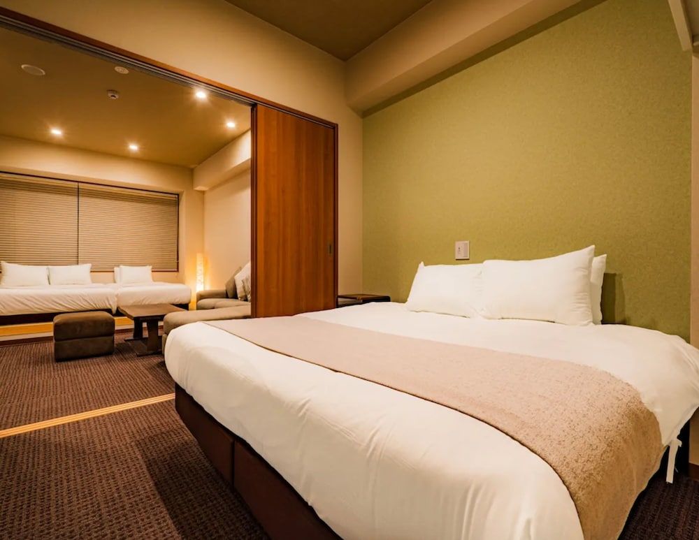 Randor Residential Hotel Kyoto Suites 4