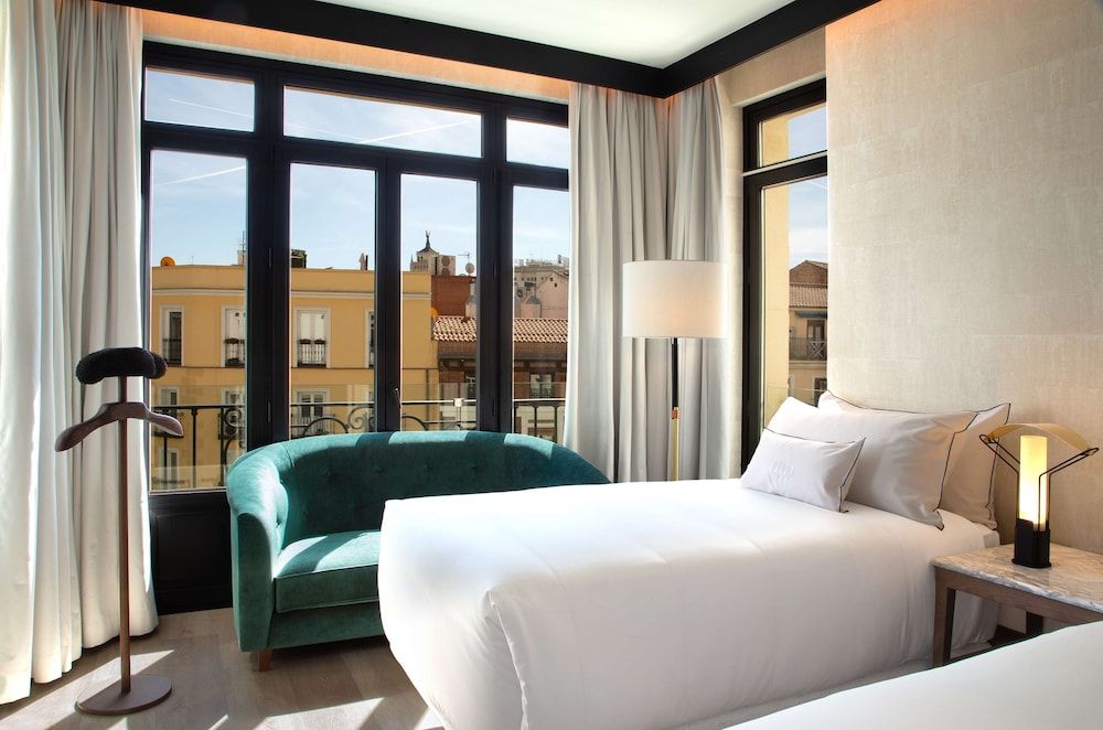 Hotel Montera Madrid, Curio Collection By Hilton 4