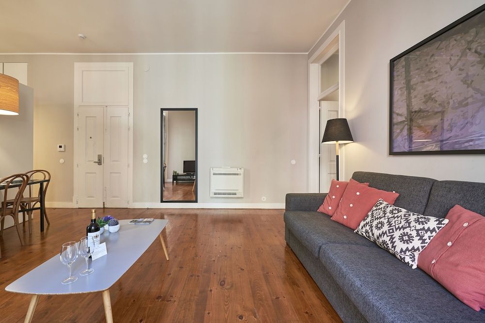 Lisbon Five Stars Apartments Combro 7 Deluxe Apartment, 2 Bedrooms 36