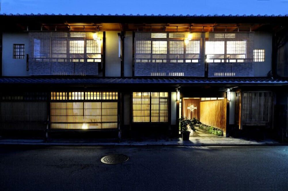 Traditional Kyoto Inn serving Kyoto cuisine IZUYASU 5