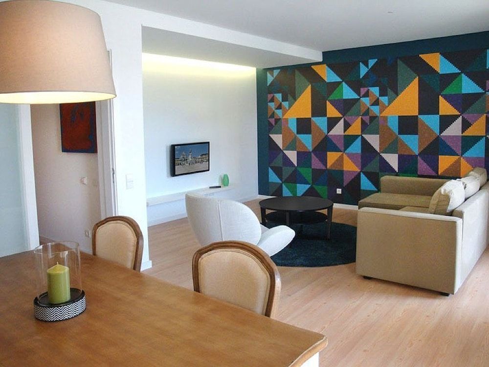 My Place - Lisbon Lounge Suites 2