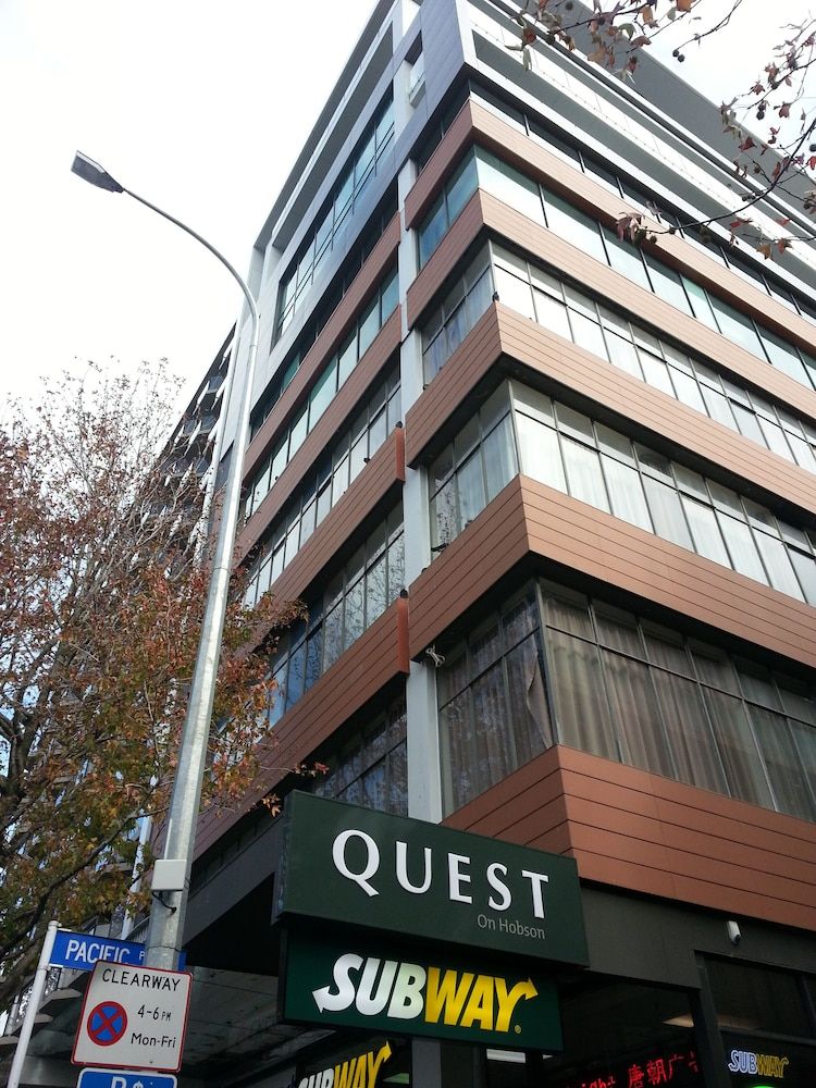 Quest on Hobson 3