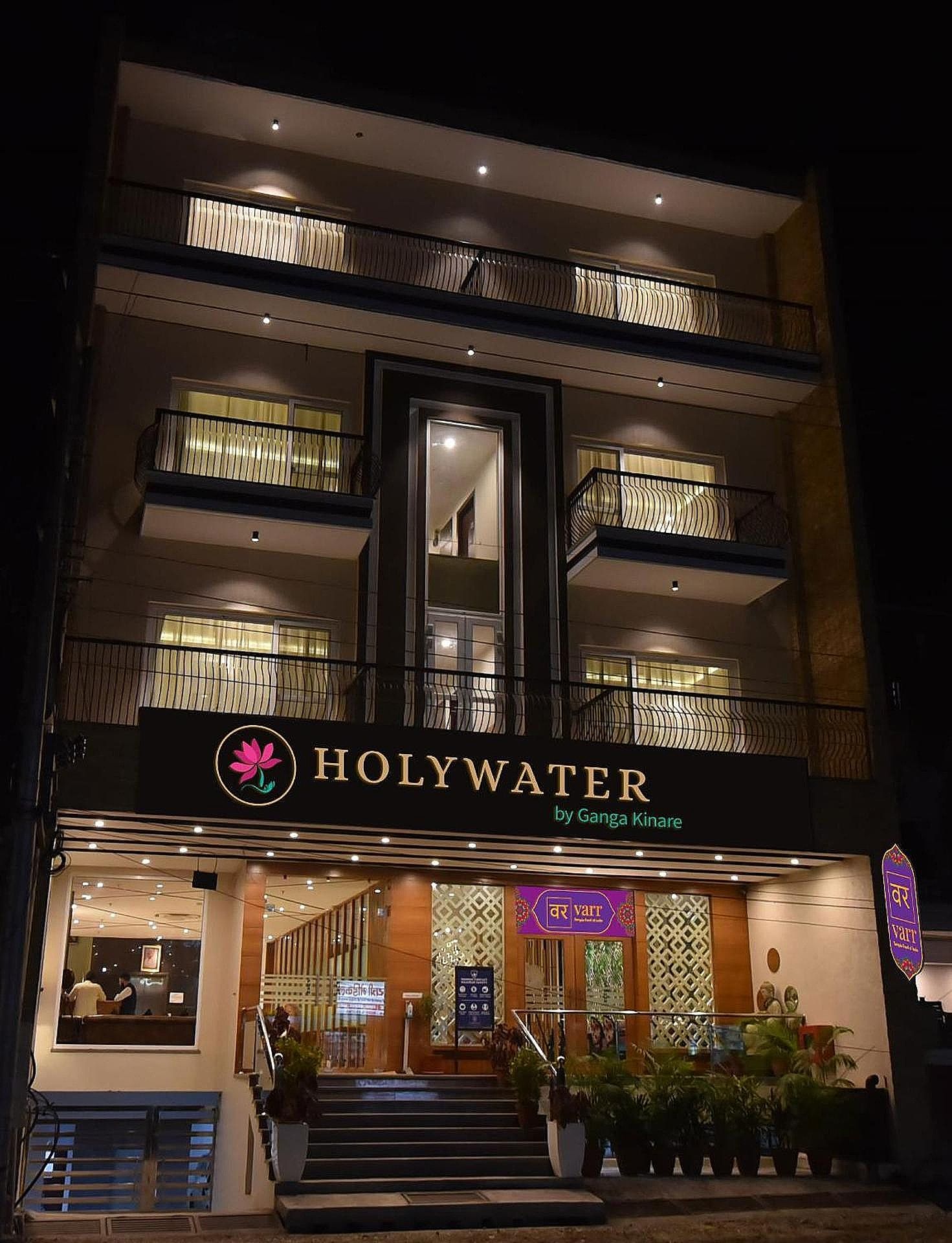 HOLYWATER Hotel By Ganga Kinare 2