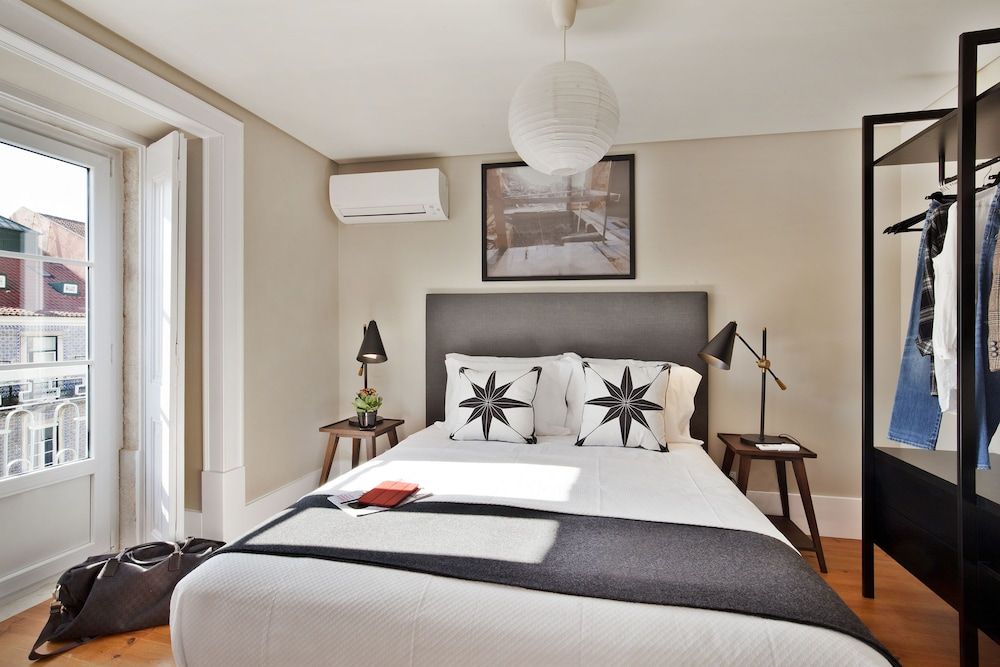 Lisbon Five Stars Apartments - Bica 246 featured 2