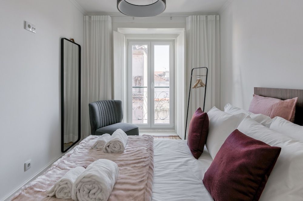 Hip Tailor Made Duplex Penthouse in Bairro Alto 5