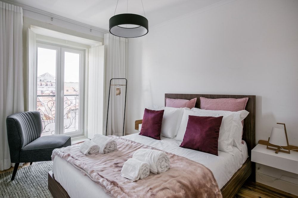 Hip Tailor Made Duplex Penthouse in Bairro Alto room 4