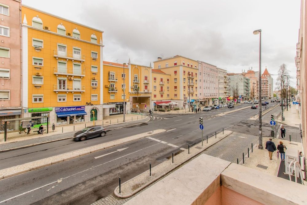 Lisbon Stay at Roma Boulevard Apartment