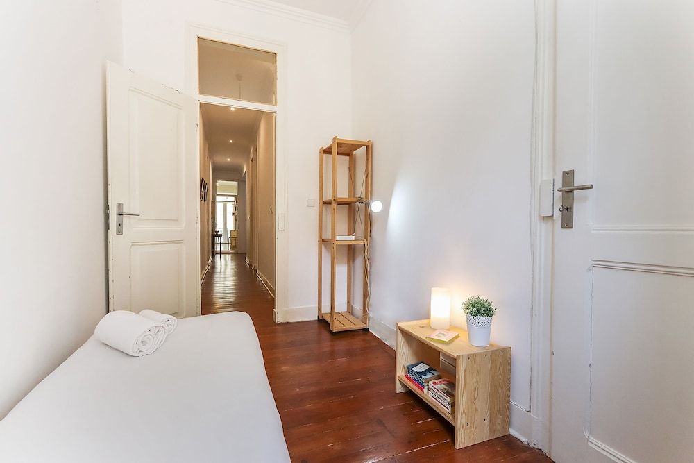 Spacious Tailor Made Bairro Alto room 3