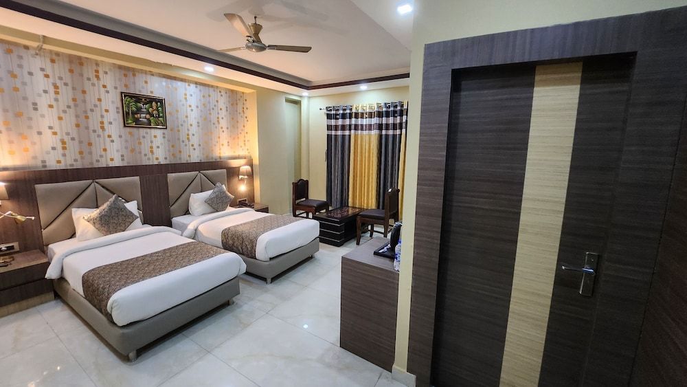 The Bodhi Palace Resort Deluxe Twin Room 4