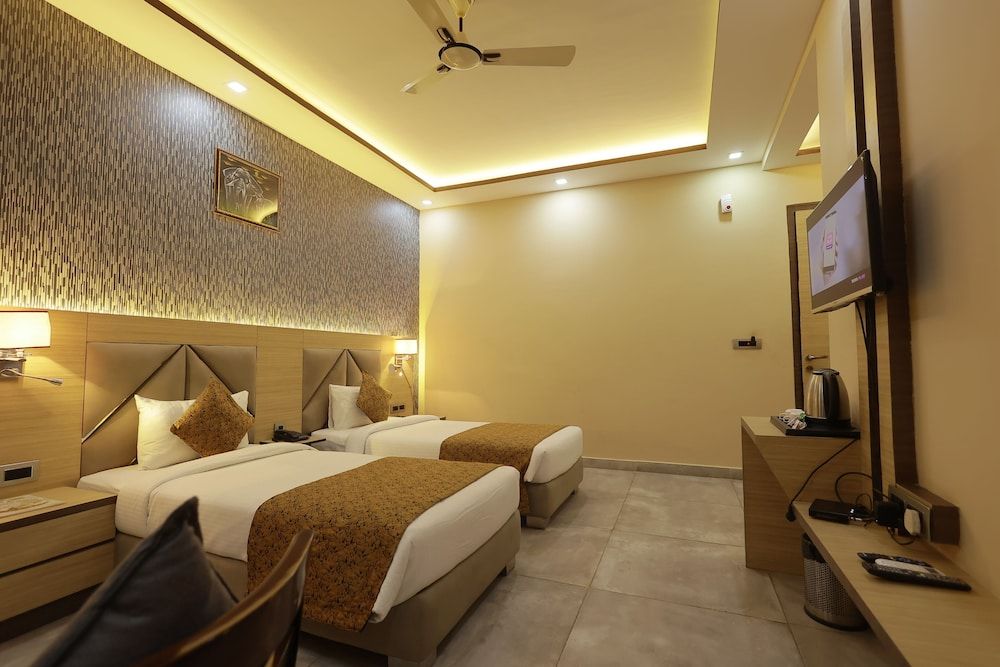 The Bodhi Palace Resort Deluxe Twin Room 10