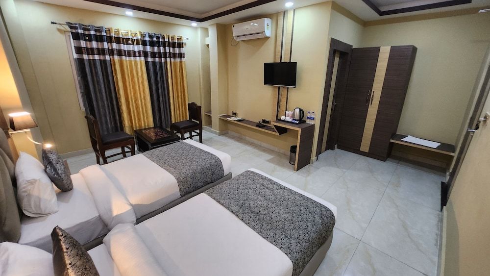 The Bodhi Palace Resort Deluxe Twin Room 5