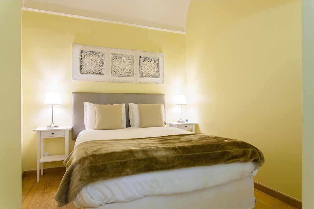 JOIVY Chic studio in Baixa, 5mins to Arco da Rua Augusta 2