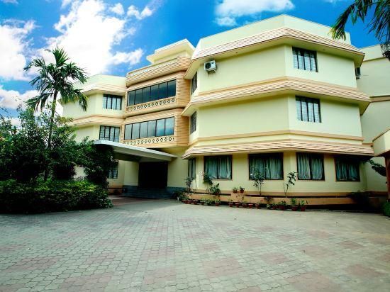 undefined Michaels Inn 10