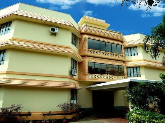 undefined Michaels Inn 7