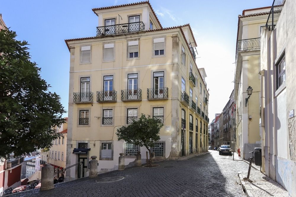 Chiado Views by Homing