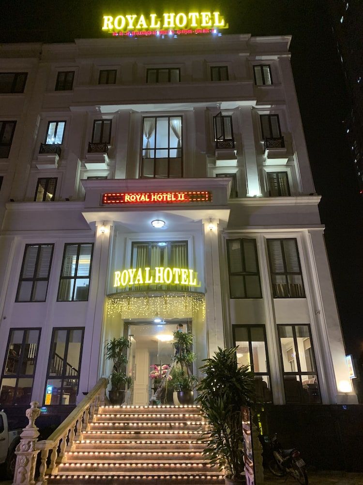 Royal Hotel II