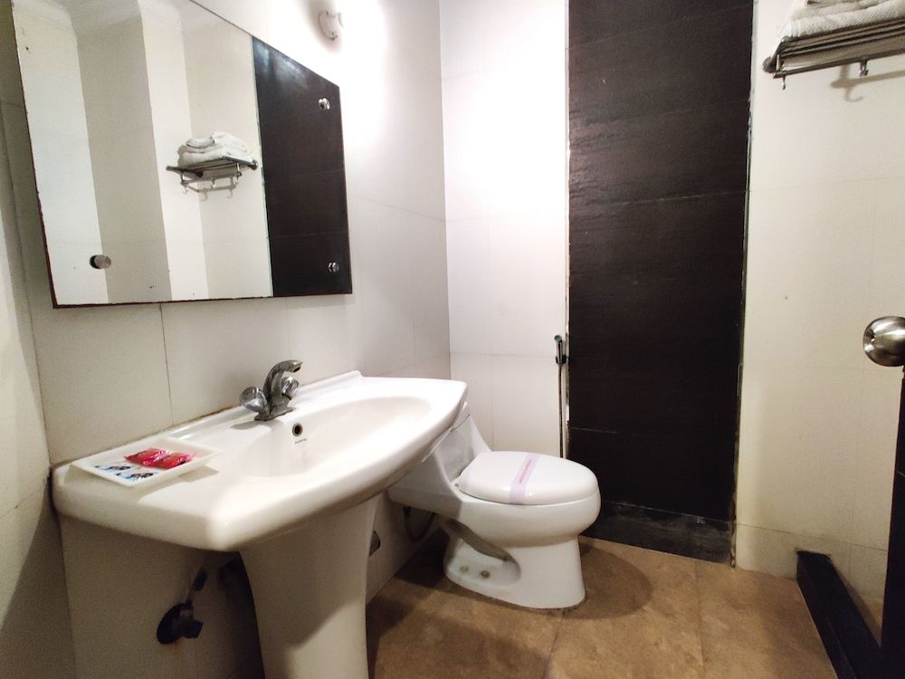 Unistar Rooms Basic Double or Twin Room, 1 Bedroom 8
