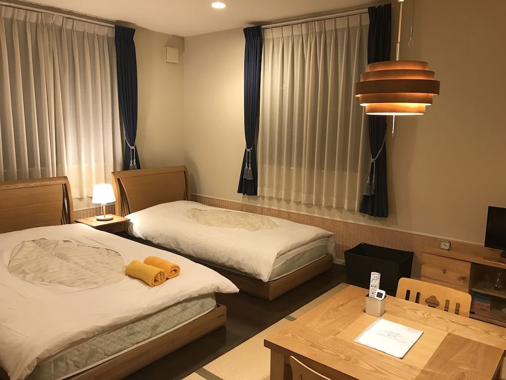 RokuRoku - Hostel room 2