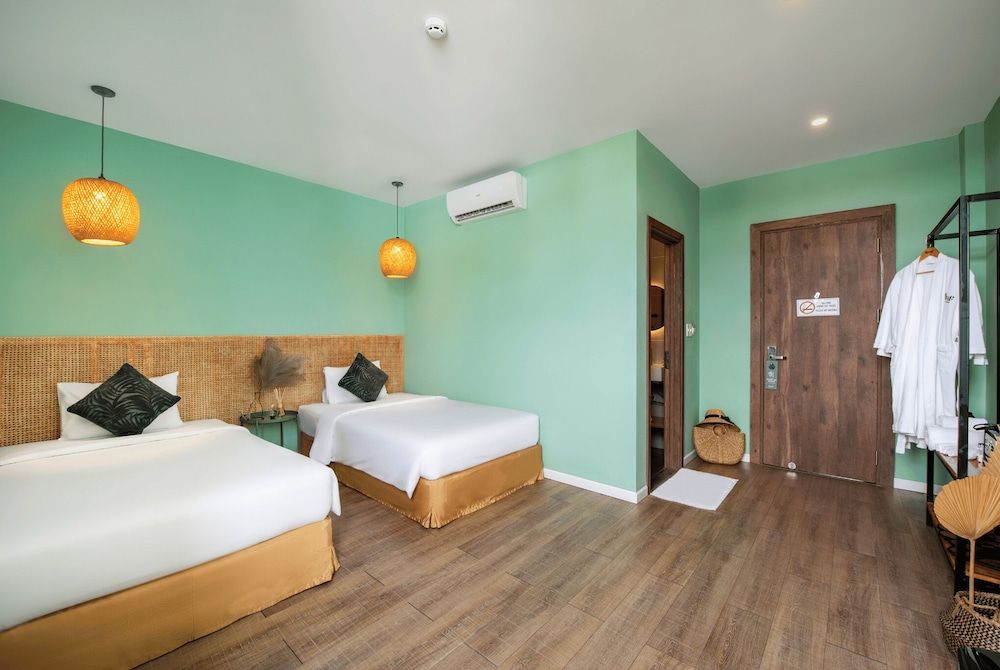 Leaf Hotel Phu Quoc Superior Double or Twin Room 2