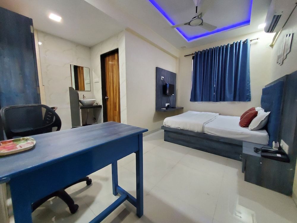 undefined hotel mari aai residency 6