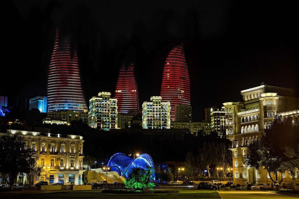 Fairmont Baku - Flame Towers 2