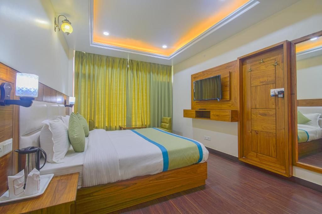 The Paal Shimla By Royal Collection Hotels Luxury Room with Valley View