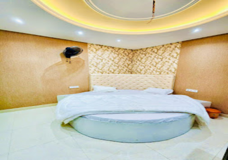 undefined Hotel US Inn 6