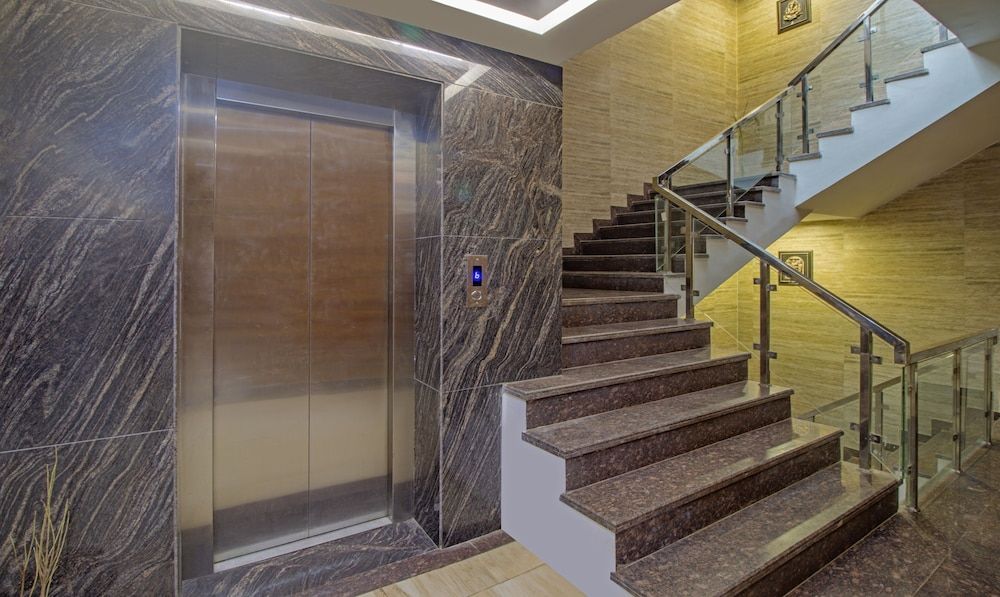 Elevator