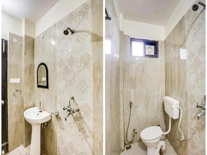 FabHotel Bliss Inn Deluxe Room 10