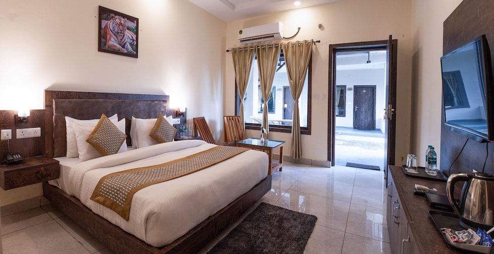 undefined Vow Resorts And Spa, The Corbett Wilderness 8