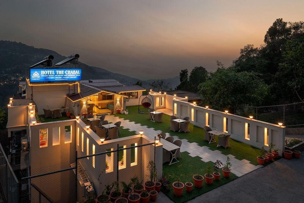 Hotel The Chabal Kasauli