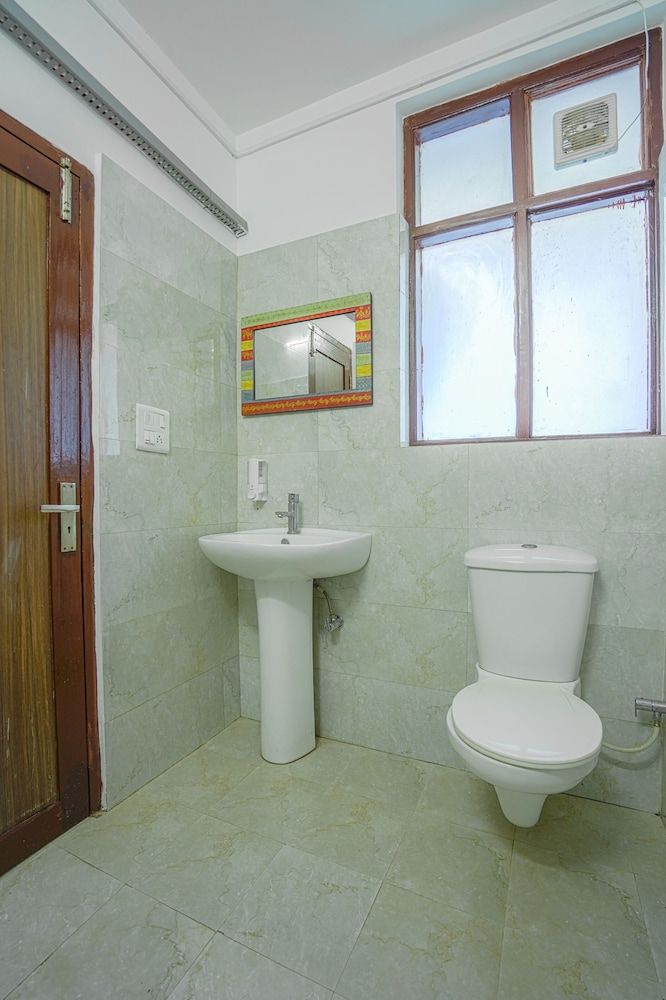 Kia Kasauli Chalet 3 BHK by Dumnu Homes Luxury Villa 14