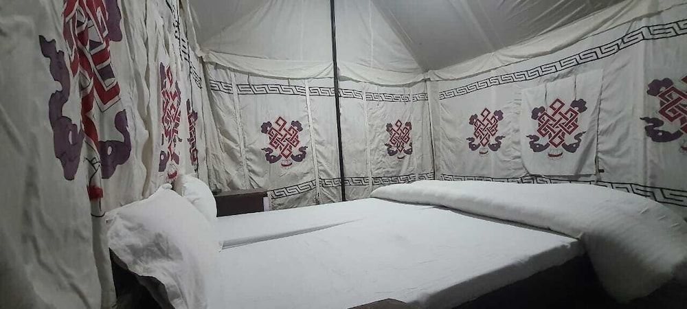 undefined Tongspon Camp 3