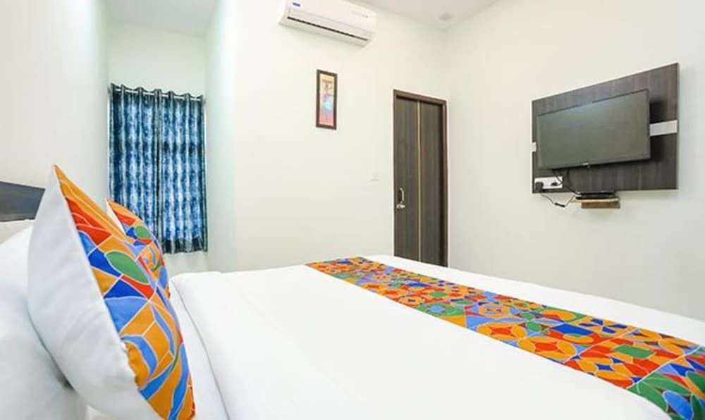 undefined Fabhotel Atharv Palace 8