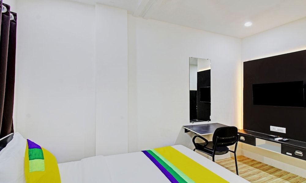 Itsy By Treebo - New Shraddha Inn Standard Double Room 12