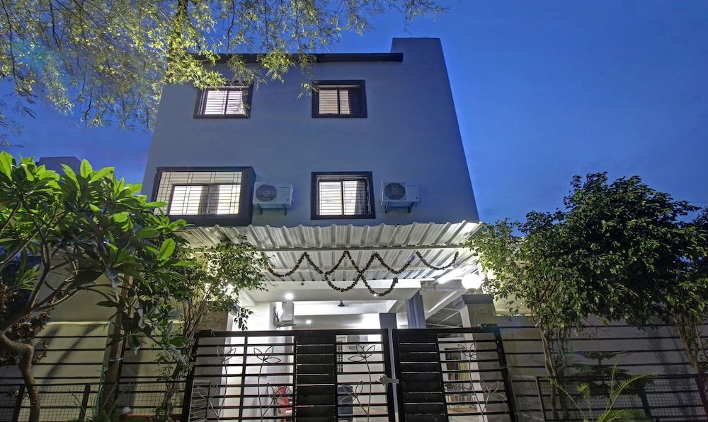 undefined Itsy By Treebo - New Shraddha Inn 4