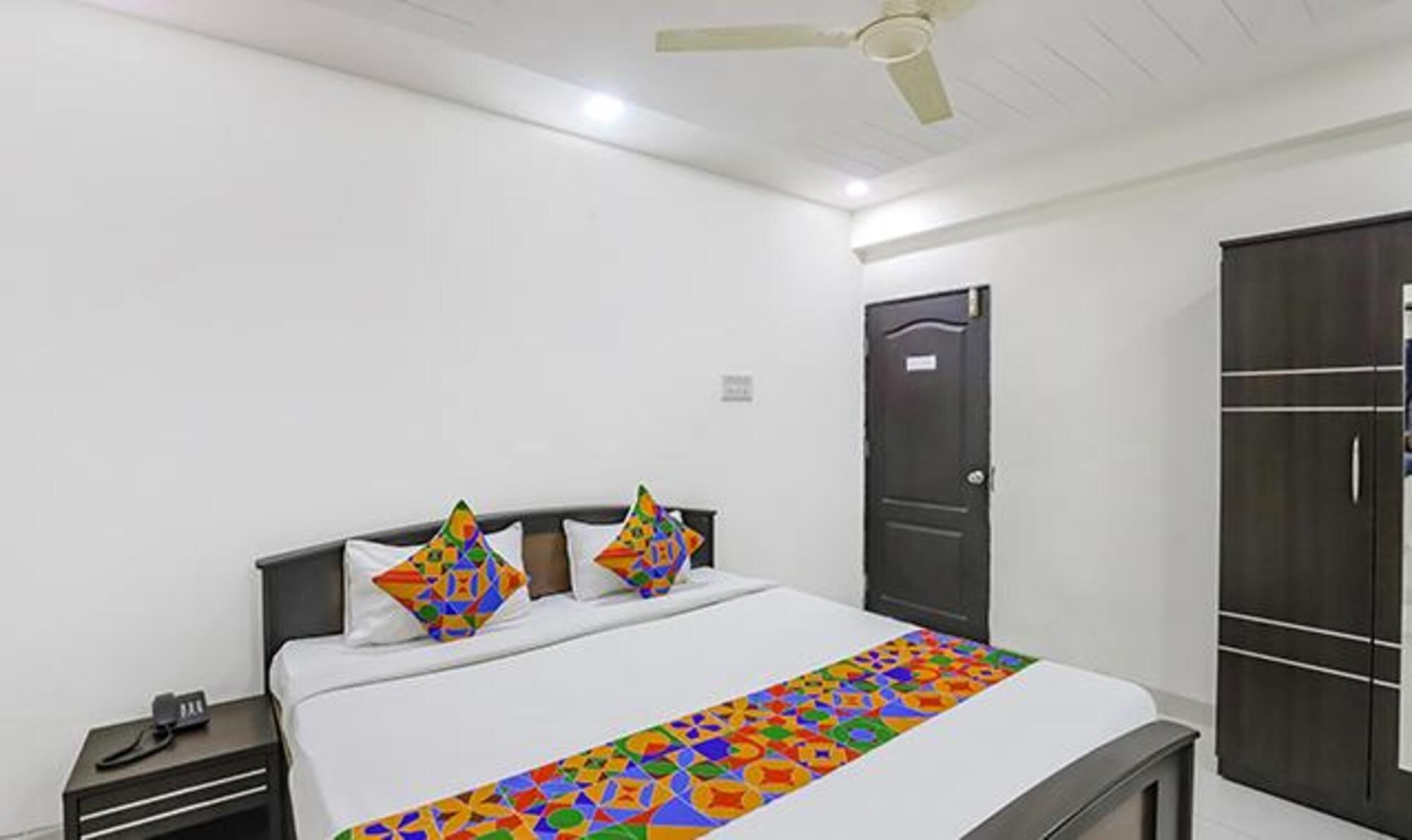 undefined FabHotel Villa 31 8