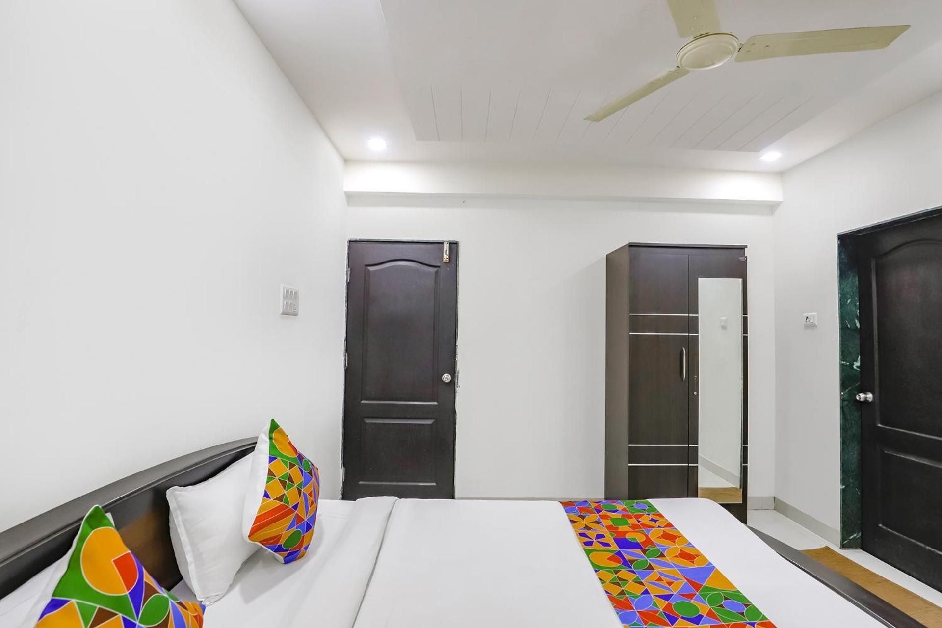 FabHotel Villa 31 Deluxe Room 6