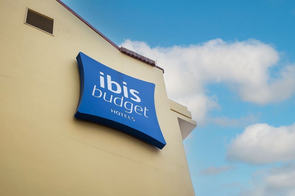 Ibis Budget Singapore Gold 3