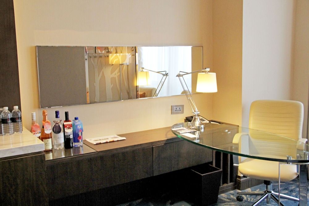 Shanghai Marriott Hotel Pudong East Executive Room, 1 Double Bed 3