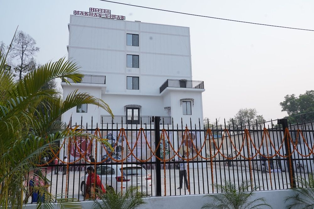 undefined Hotel Makhan Vihar 5