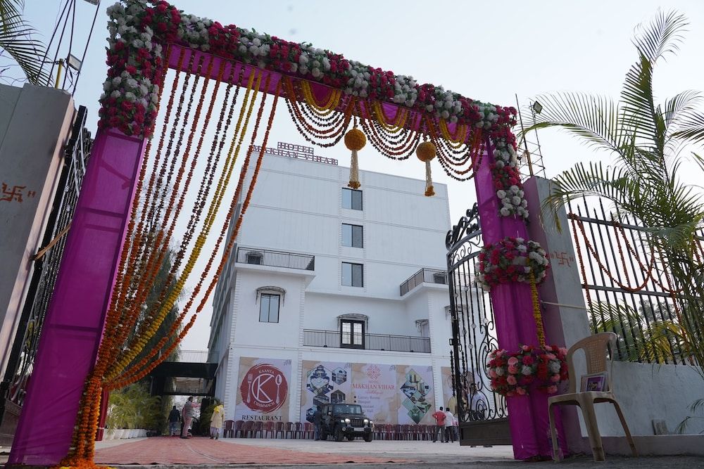 undefined Hotel Makhan Vihar 9