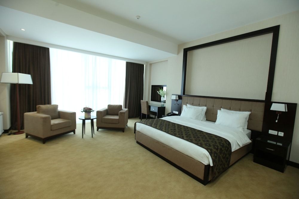 Harmony Hotel Baku featured