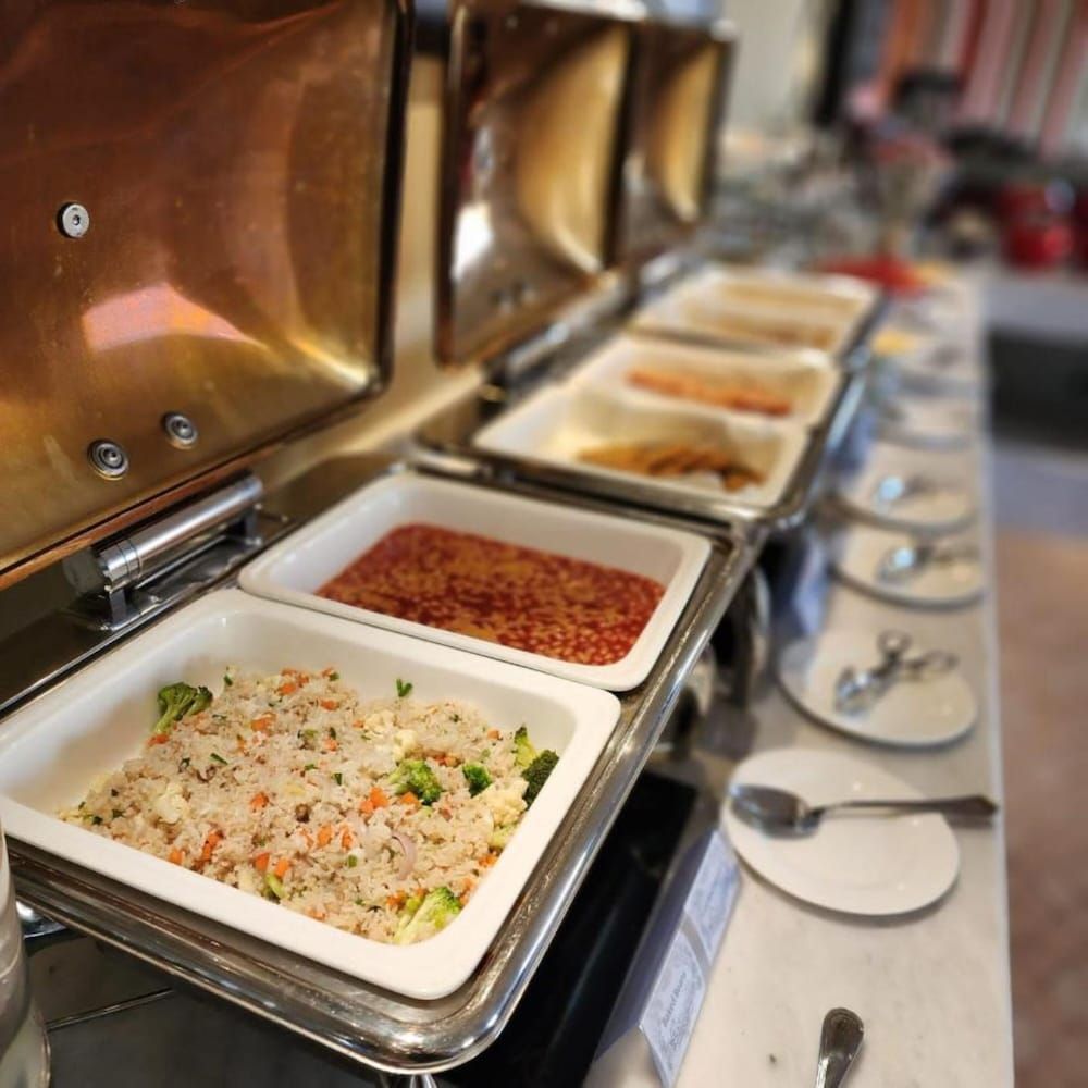 Centara Life Muscat Dunes Hotel breakfast_buffet