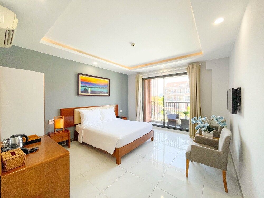 Amon Phu Quoc Hotel 4