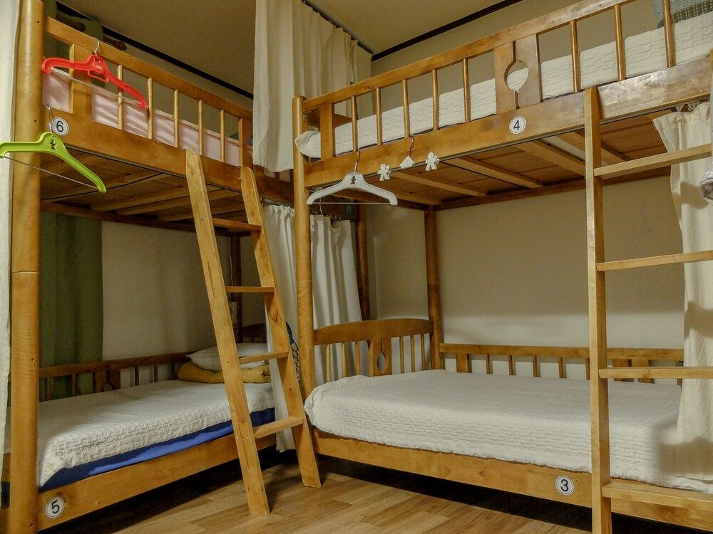 Owl's Nest Guesthouse - Hostel 4